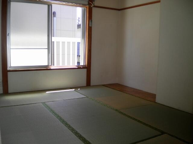 違う号室の写真になります