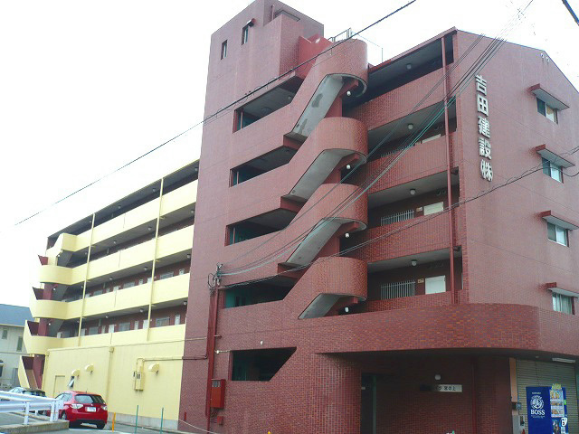 YKハイツ宮の上