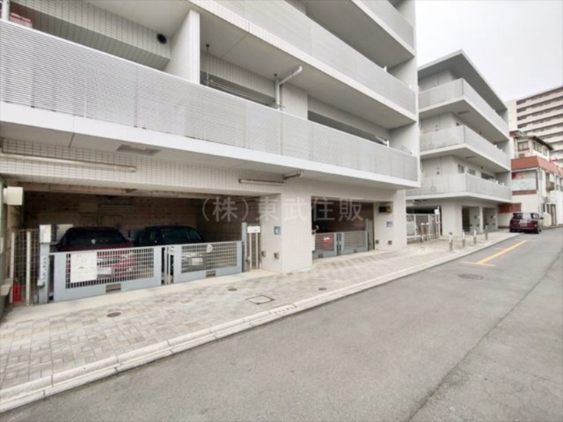 【駐車場】の画像