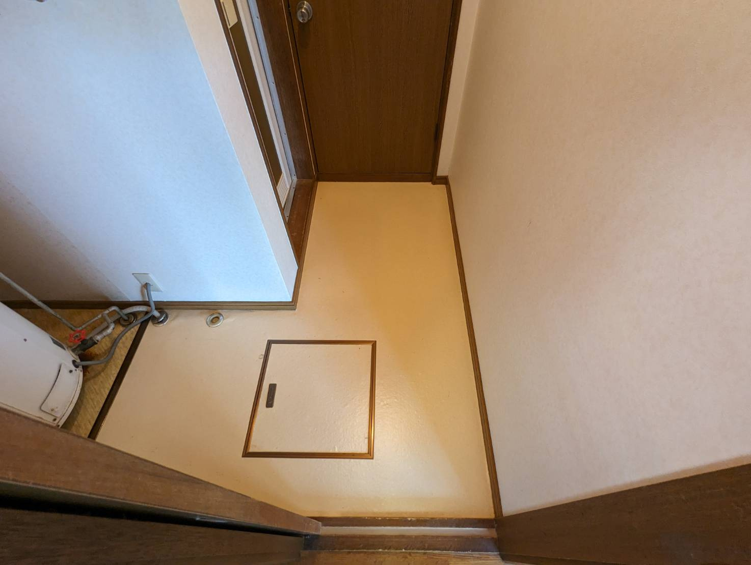 メゾンセルダムの洗面所