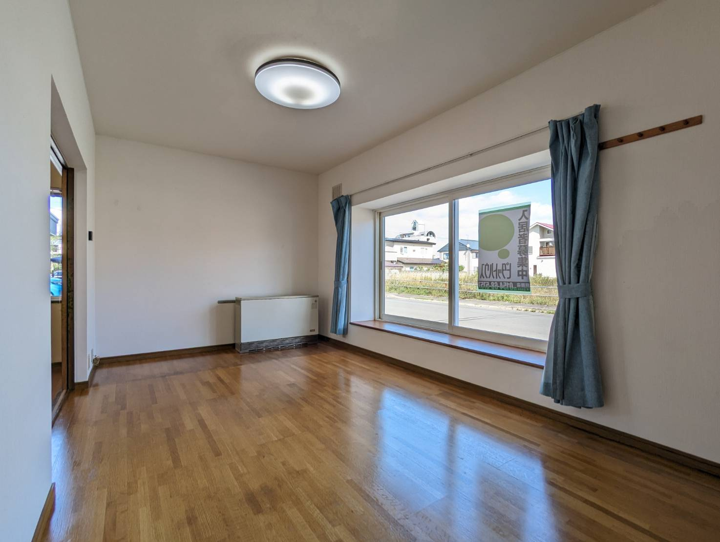 メゾンセルダムの居間・リビング