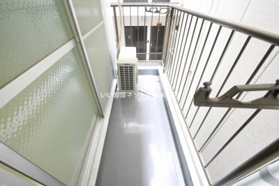 【バルコニー】 | 銀玉ハイツ