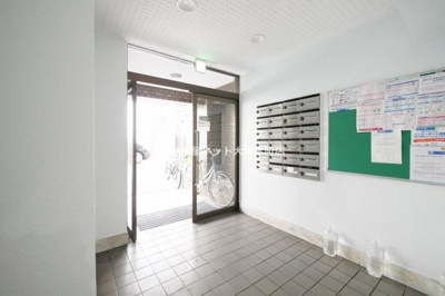 【ロビー】 | 銀玉ハイツ