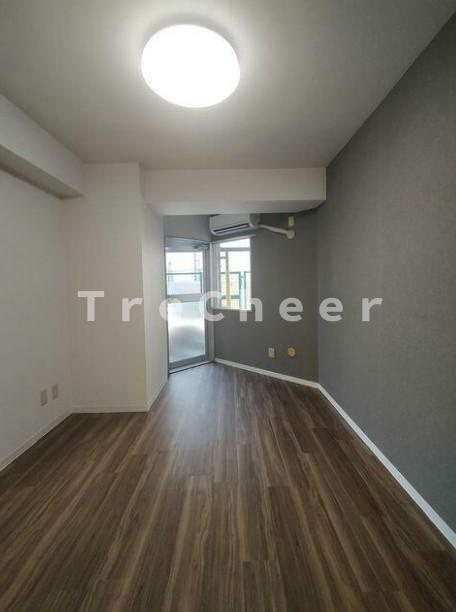 朝日プラザ東池袋の居間・リビング