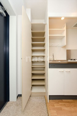 【玄関】 | パル壽光  | 同仕様写真
社会人可能♪
