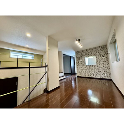 【洋室】 | ソリッド千種