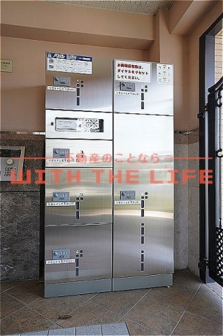 ユウメイトビル【キャッシュバック対象物件】のその他共用部分|宅配ボックス付きです