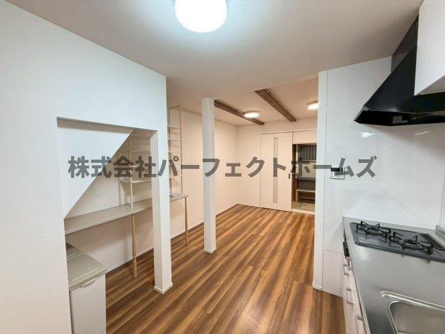 高柳5丁目戸建　賃貸の居間・リビング|ゆったり過ごせる居間です