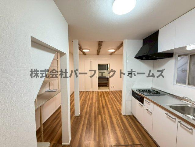 高柳5丁目戸建　賃貸の居間・リビング|使いやすい居間です