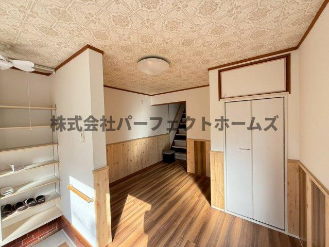高柳5丁目戸建　賃貸の洋室|ゆったりした洋室です