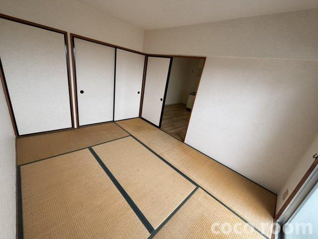 アンソレイエ三ヶ名の和室