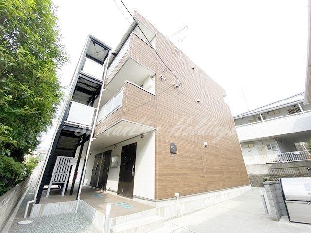 藤沢市大鋸１丁目の賃貸マンションの外観|鉄骨造3階建てマンション♪