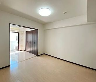 【居間・リビング】 | ソルフィエスタ住吉 | 使いやすい居間です