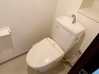 【トイレ】 | ソルフィエスタ住吉 | シンプルで使いやすいトイレです
