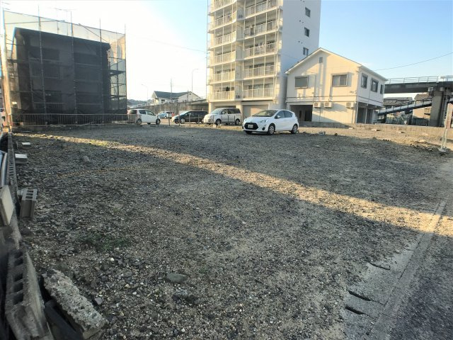 伊三郎ビルの駐車場