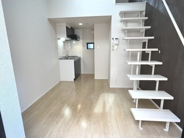 ベルセ黒川の居間・リビング