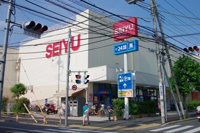 西友青井店まで509m