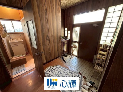 【玄関】 | 宇部市中村2丁目 中古住宅／2階建