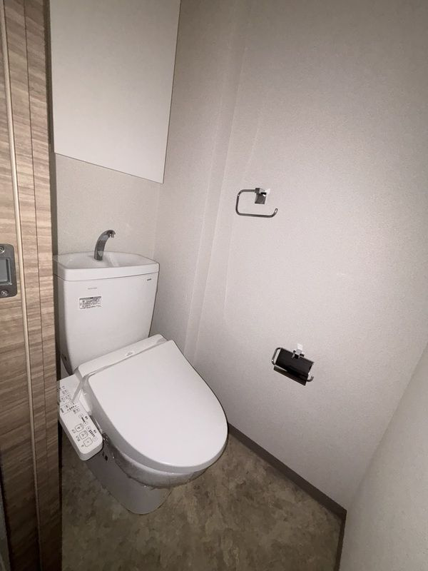 AZEST浅草のトイレ