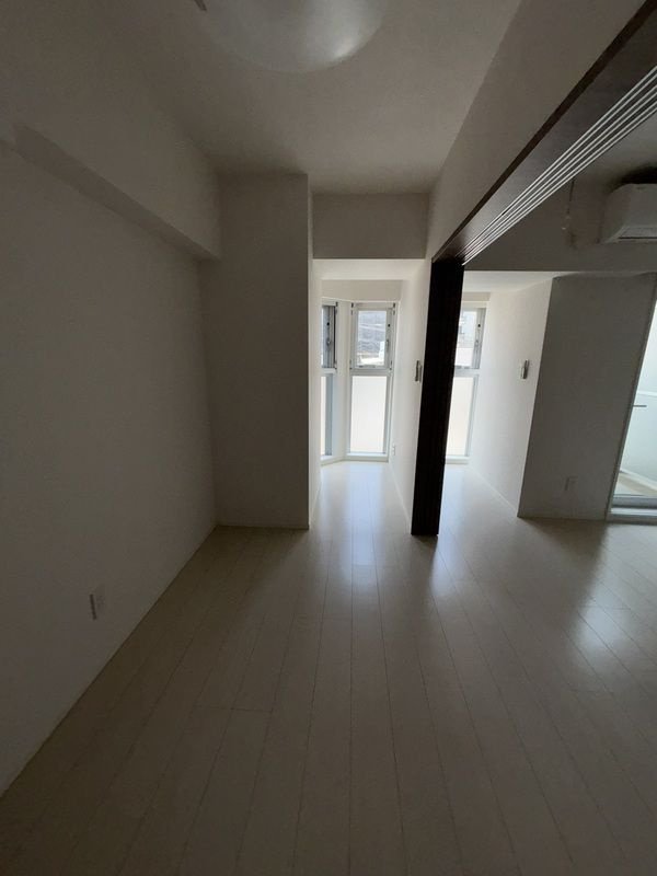 AZEST浅草の洋室