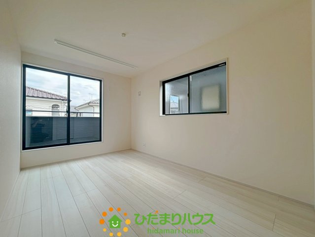 白岡市小久喜　新築一戸建て　01　リーブルガーデンの寝室