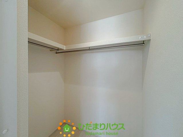 白岡市小久喜　新築一戸建て　01　リーブルガーデンの収納