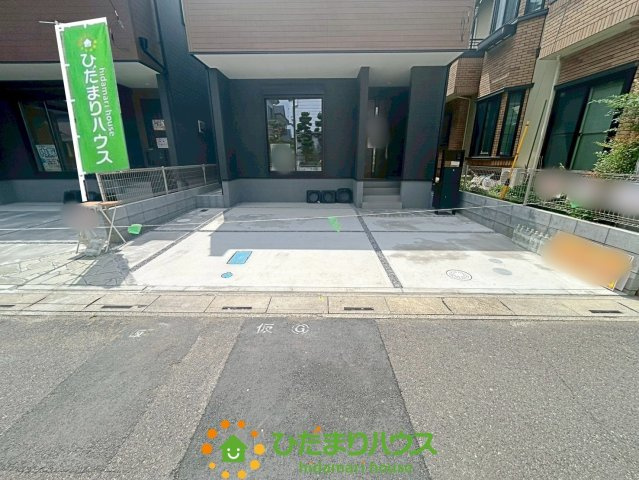 白岡市小久喜　新築一戸建て　01　リーブルガーデンの駐車場|2026/5/4　撮影