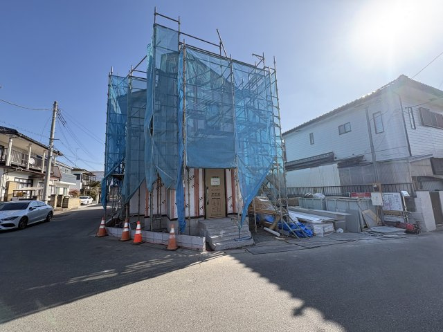 【LIGARE】宇都宮市鶴田町 27期 限定1邸の前面道路含む現地写真|〇只今建築中〇
弊社が現地販売担当をさせて頂いております！
未完成物件ですが、お近くの同社施工完成物件をご内覧いただくことも可能です☆
まずはお気軽にお問い合わせくださいませ♪
※2026年1月撮影