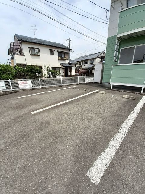 メゾンリーヴＭ・Ｋの駐車場|駐車場