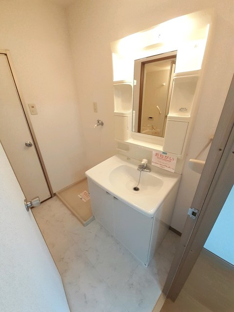 メゾンリーヴＭ・Ｋの独立洗面台|洗面所