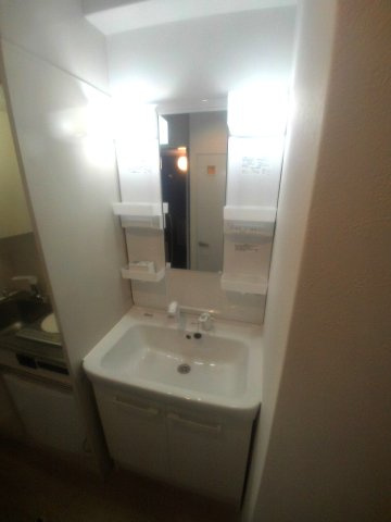 YKハイツ中崎Ⅱの洗面所