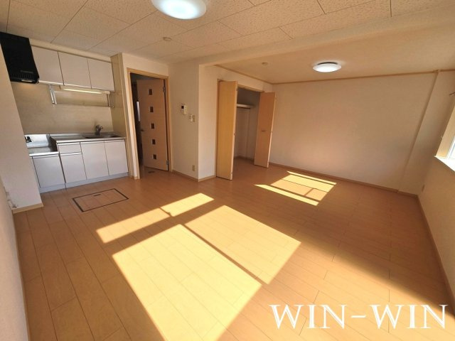 エルディム新栄 Aの居間・リビング