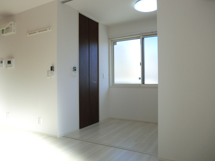 【居間・リビング】