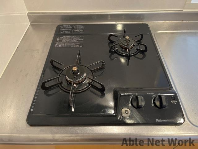 ラルク・アン・シェルのキッチン|2口コンロ付き