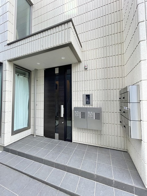 TRUST　MAISONのエントランス|★安心のオートロック付きマンション★