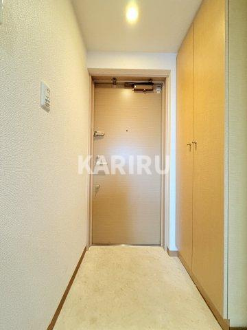 ピュアライズ諏訪の玄関