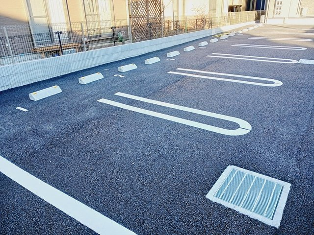 カーサ　フェリーチェの駐車場