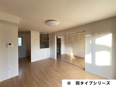 【居間・リビング】 | 小田原市飯泉アパート新築工事