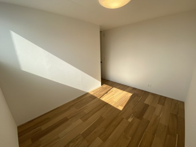 【洋室】 | 北区鶴羽田2