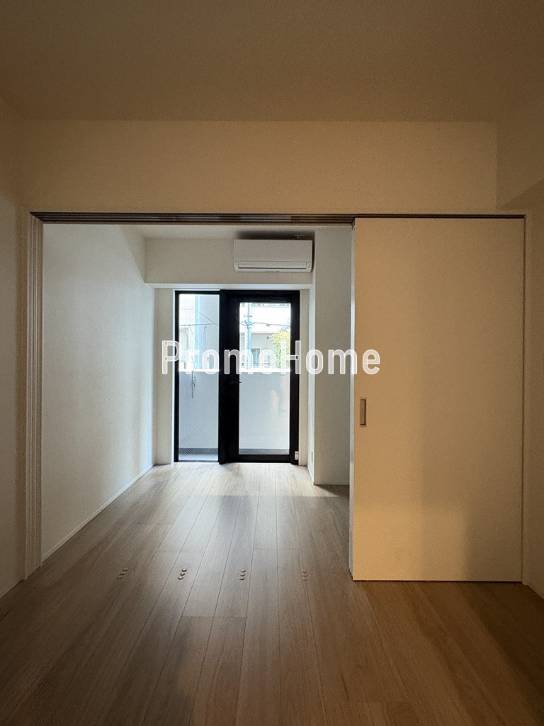 ショコラスイート東日本橋の居間・リビング