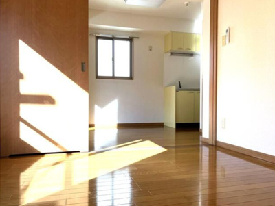 【居間・リビング】 | ピースフルコート菊川