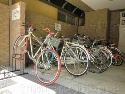 【その他共用部分】 | ピースフルコート菊川 | 駐輪場