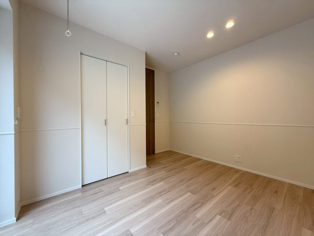 Ｌ’ｓ　Ｐｌｕｓ　豊玉中の洋室