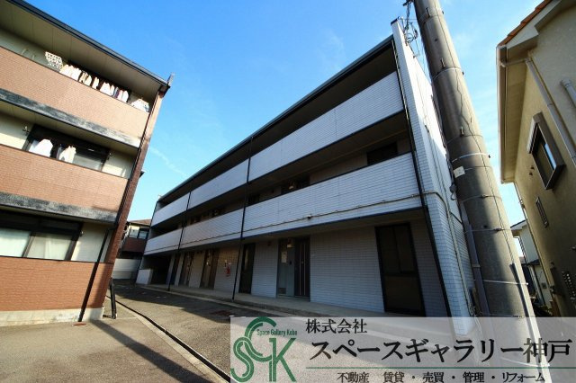 ヴィフォレストⅡの外観