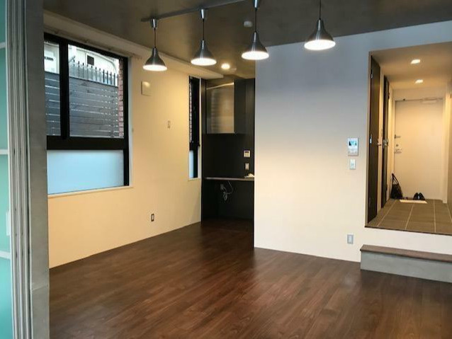 S-FORT駒沢大学　敷金0　ネット０　二面採光の居間・リビング