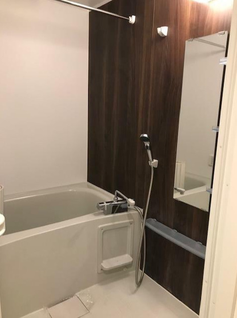 S-FORT駒沢大学　敷金0　ネット０　二面採光の浴室