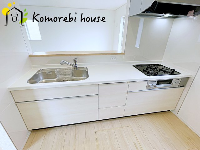 上尾市上尾下　第2　Ⅱ期　新築一戸建て　クレイドルガーデン　02のキッチン|キッチンでお料理をお楽しみください