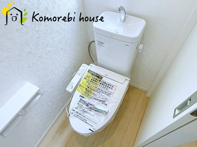 上尾市上尾下　第2　Ⅱ期　新築一戸建て　クレイドルガーデン　02のトイレ|コンパクトで使いやすいトイレです