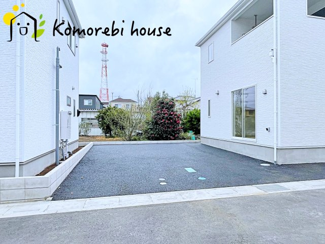 上尾市上尾下　第2　Ⅱ期　新築一戸建て　クレイドルガーデン　02の駐車場|駐車場に車を止められます