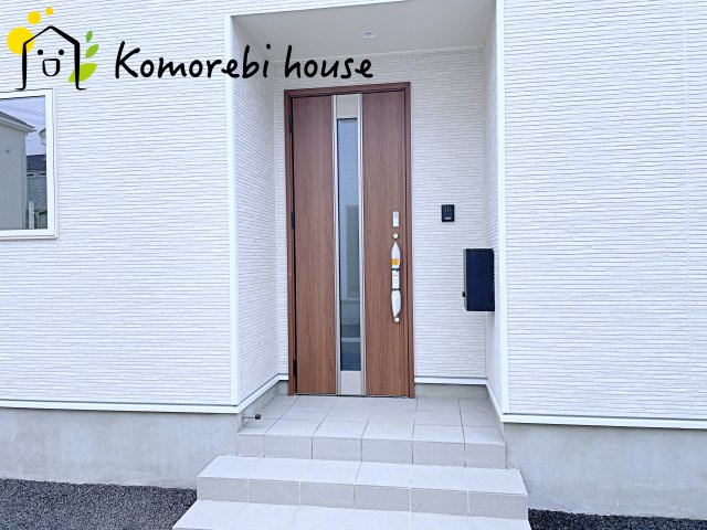 上尾市上尾下　第2　Ⅱ期　新築一戸建て　クレイドルガーデン　02の玄関|きれいな玄関です
